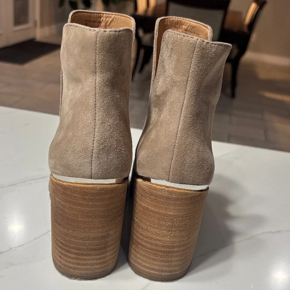 Steve Madden Beige Ankle Booties - Picture 3 of 15